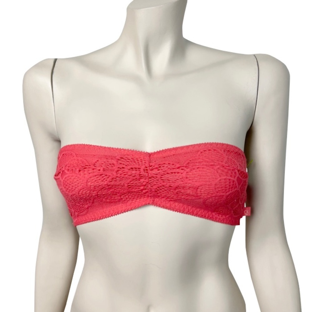 CK One Pink Lace Strapless‎ Bralette
